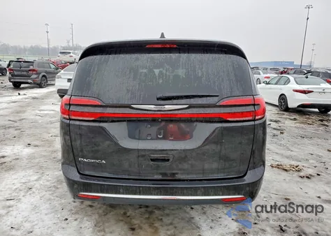 2023 Chrysler Pacifica Touring L z USA, uszkodzony, nr VIN 2C4RC1BG6PR535543